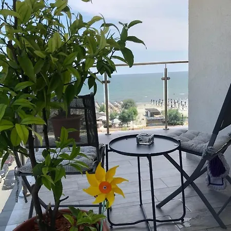 Blackseabluebike Beachfront Apartment