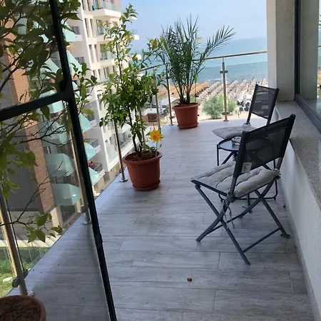 Blackseabluebike Beachfront Apartman *